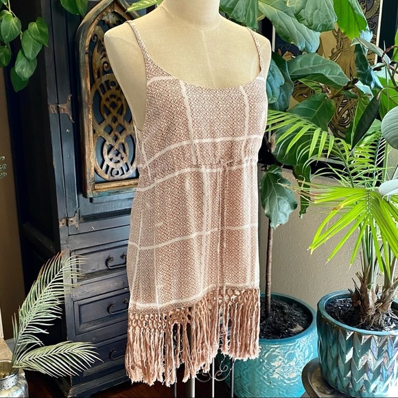 CAbi Cabana Cover-Up Tank Top - Picture 3 of 12